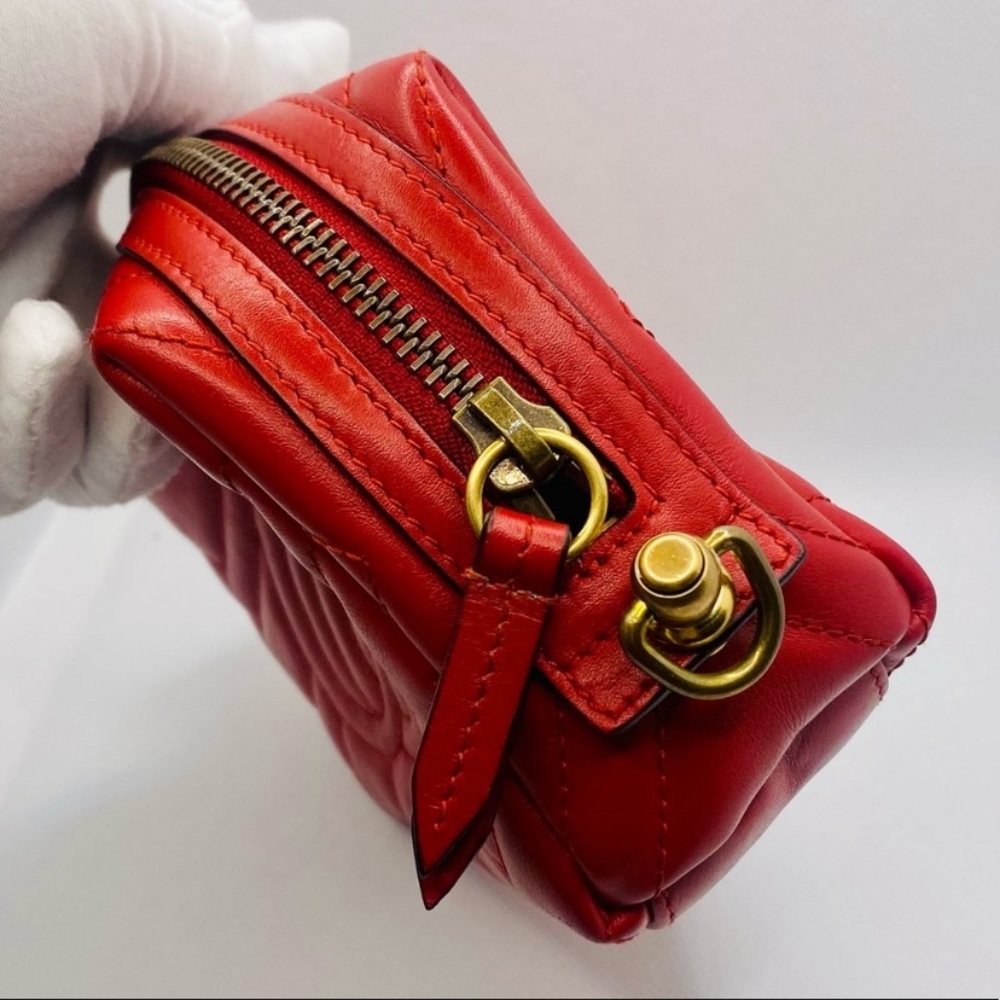 /traded/💯 Gucci Marmont Calfskin Matelasse GG Marmont Case in Hibiscus Red - Picture 10 of 16